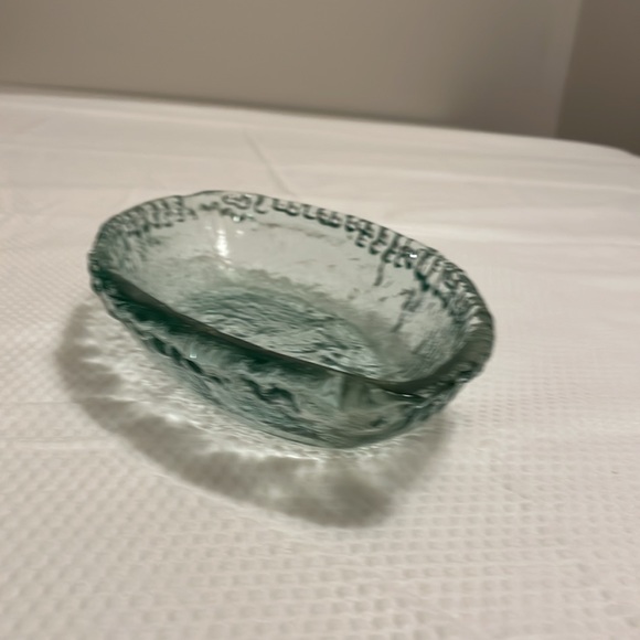 Vidrios San Miguel green oval bowl - Picture 2 of 5